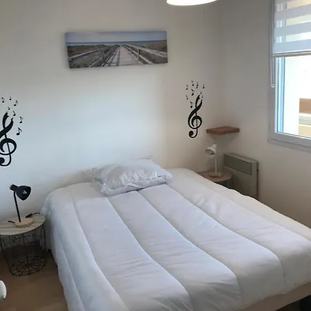 Apartment St Jean Centre Wifi Balcon Parking Saint-Jean-de-Monts