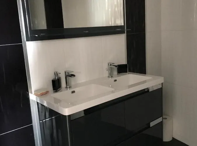 St Jean Centre Wifi Balcon Parking *